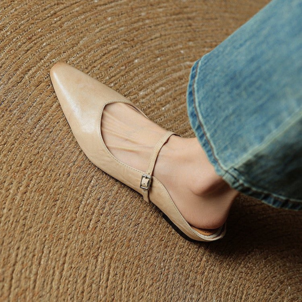 Elise | Stilvolle Damen Pantoletten mit Spitzer Form