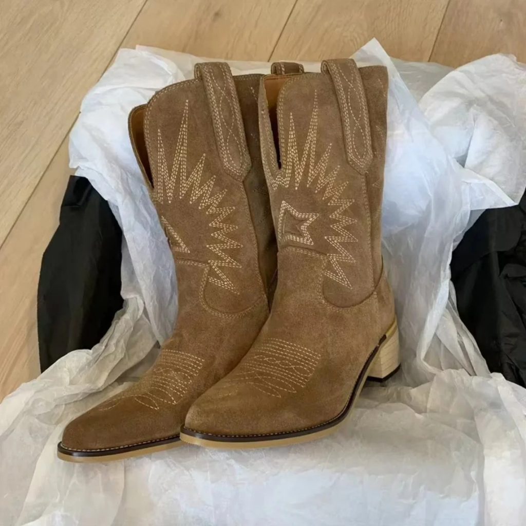 Lorena | Damen Orthopädische Wildleder Stiefel mit Stickerei und Western Design