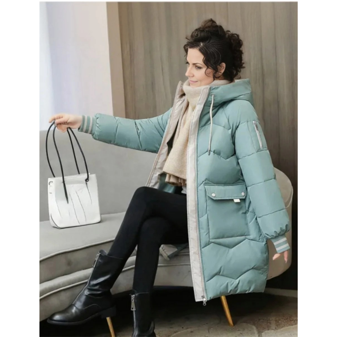 Margarete | Damen Winterjacke mit Kapuze, Langer Stepp Optik und Reißverschluss