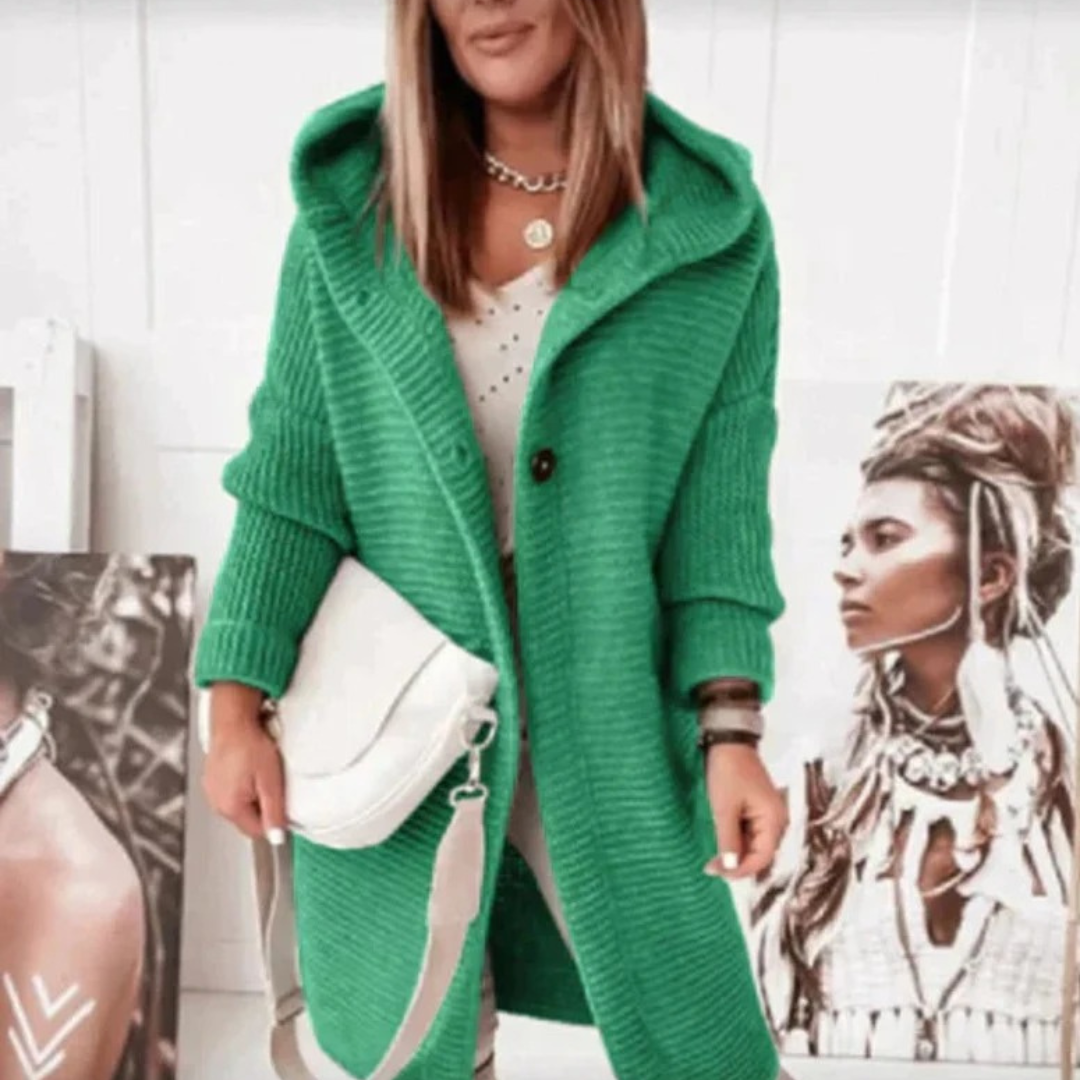 Margot | Damen Strickjacke mit Kapuze mit Grobem Strick und Knöpfen