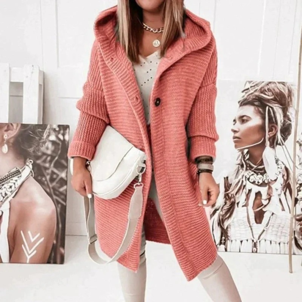 Margot | Damen Strickjacke mit Kapuze mit Grobem Strick und Knöpfen