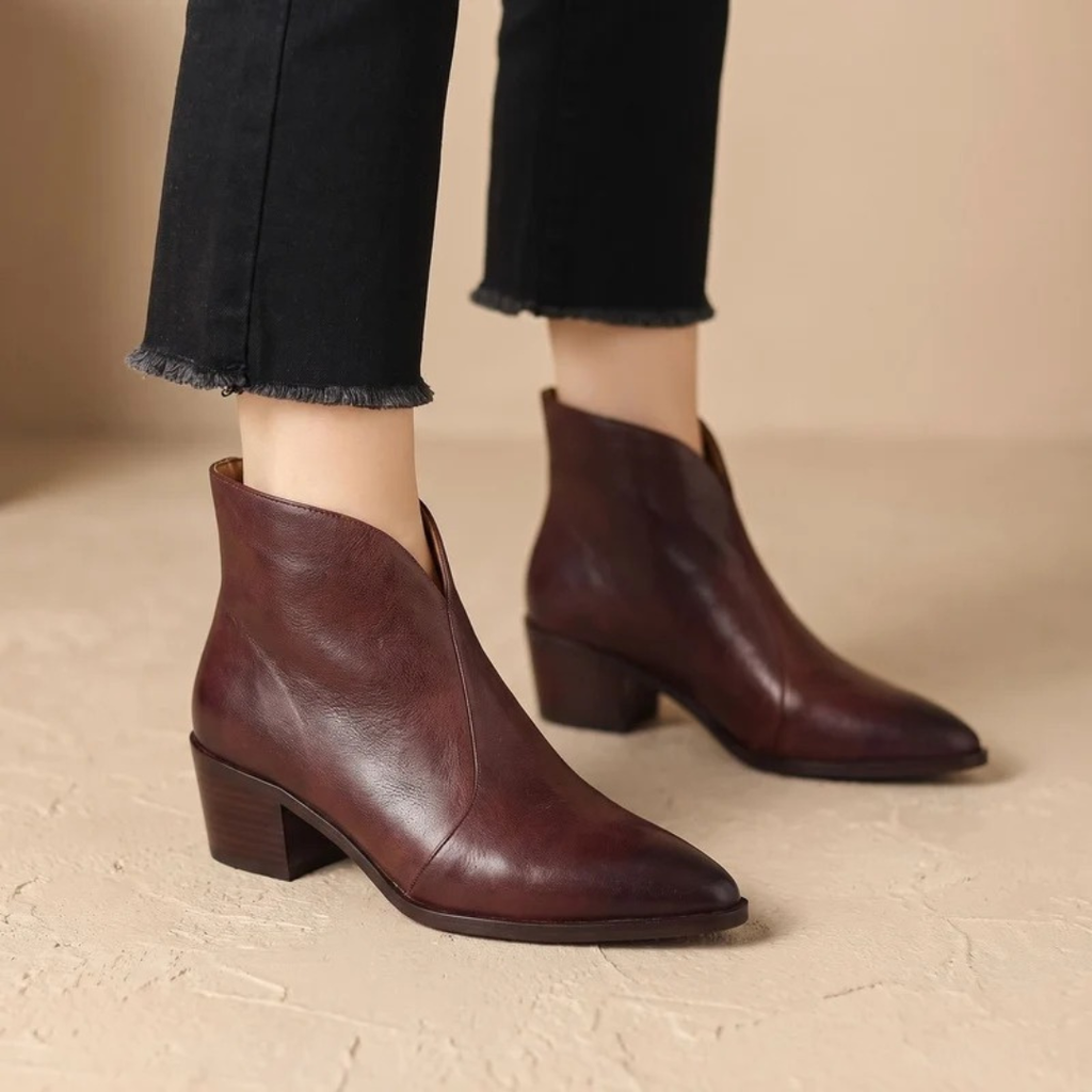 Melinda | Damen Orthopädische Stiefeletten im Chelsea Stil mit spitzer Form