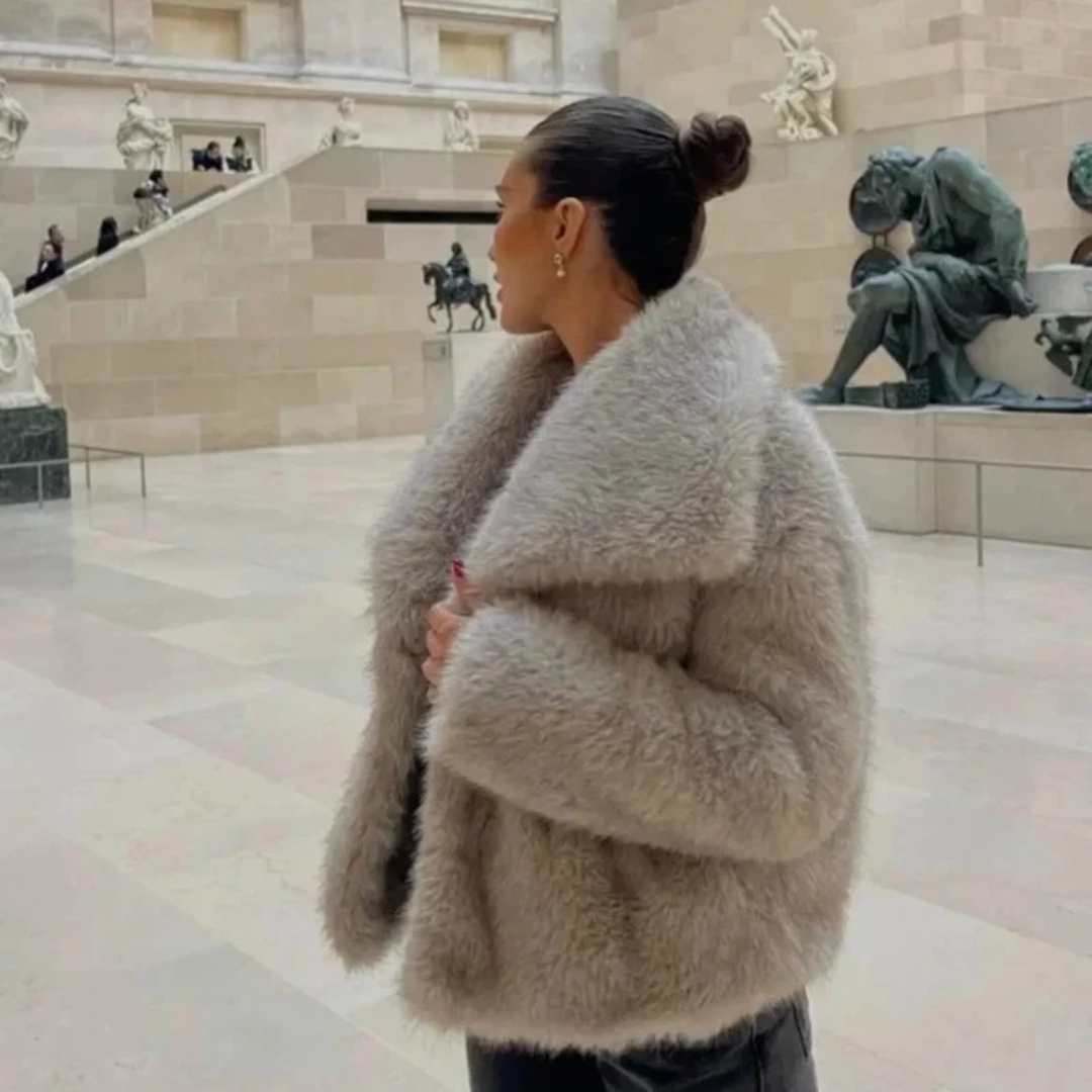 Mila | Damen Warme Winterjacke In Luxus Optik