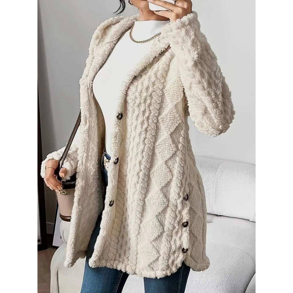Milana | Damen Strickjacke mit Kapuze, Knöpfen und langem Schnitt