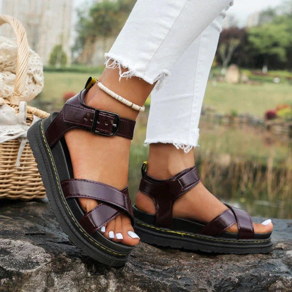 Modern Sandalen Damen mit Knöchelriemen | Plateau