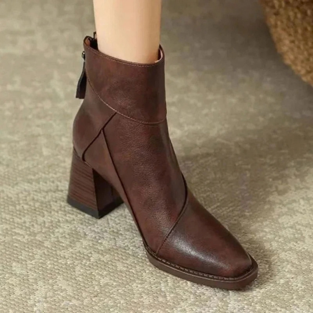 Nelly | Damen Orthopädische Stiefeletten mit Absatz und Details