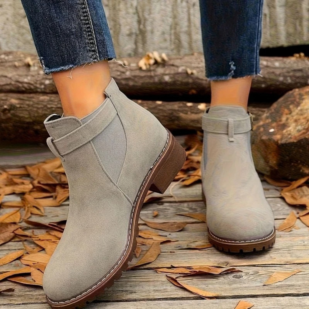 Nila | Damen Orthopädische Stiefeletten mit Riemen und Schnalle