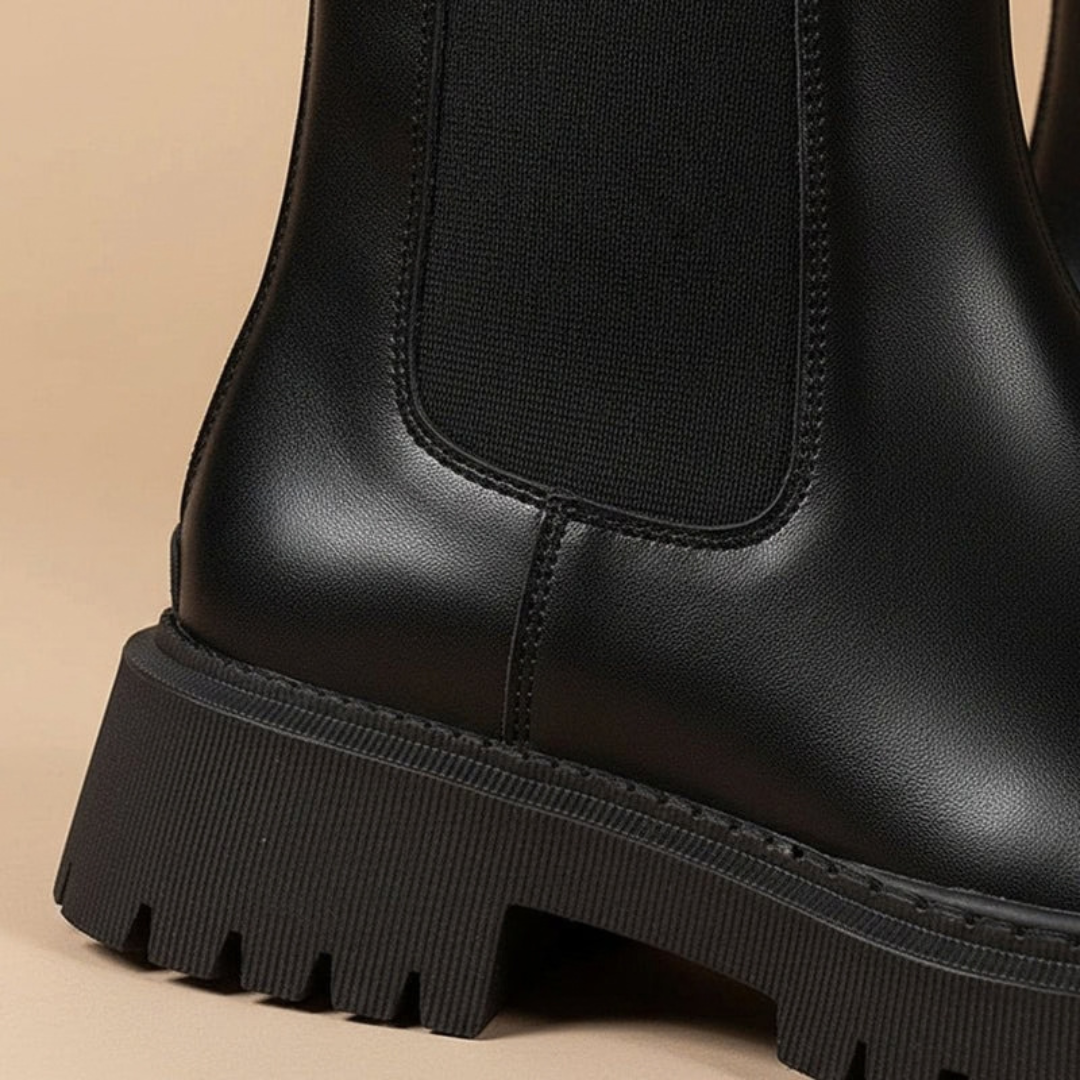 Nour | Damen Orthopädische Chelsea Boots mit Elastischen Details