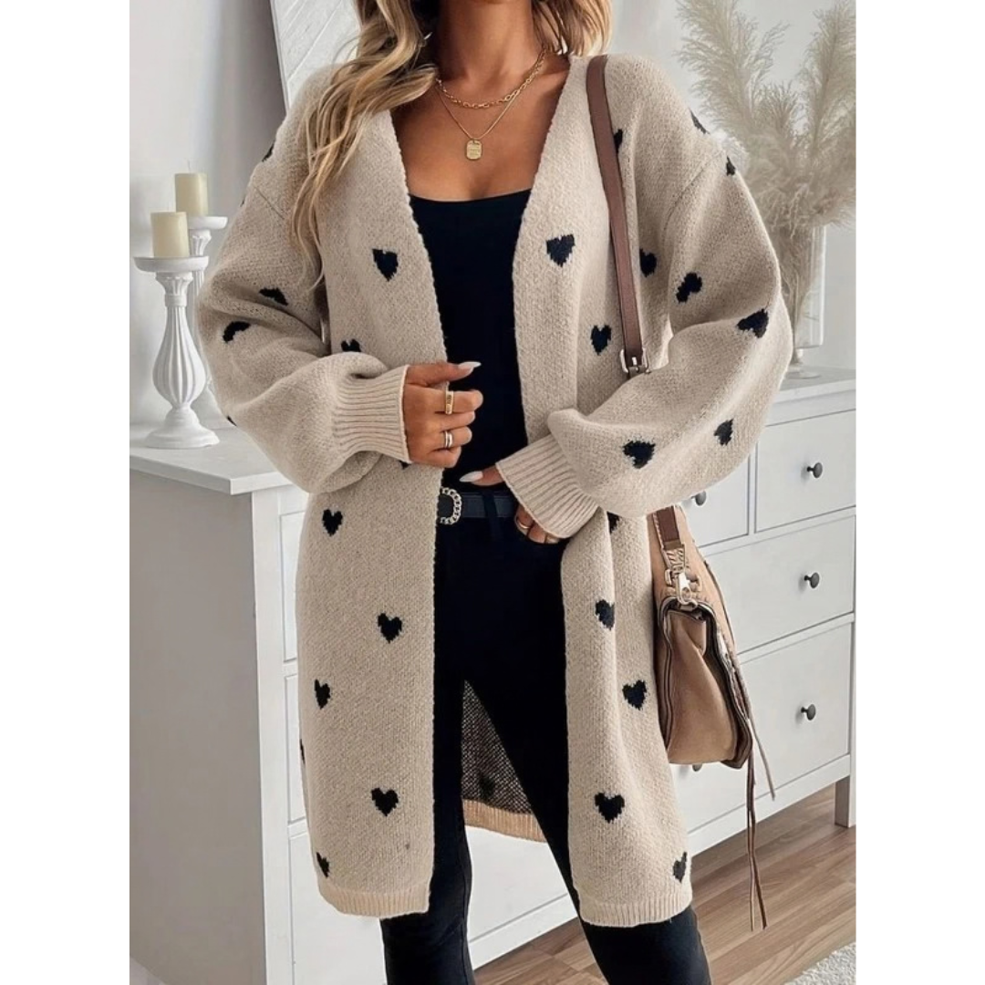 Ophelia | Damen Beige Strickjacke mit Herz Design und offener Front