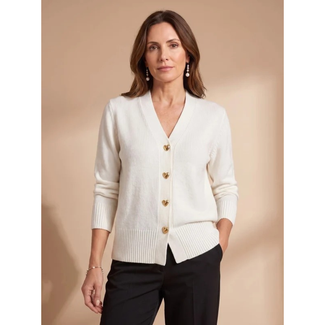 Rüya | Damen Strickjacke mit V Ausschnitt, Langarm und Knöpfen in Herzform