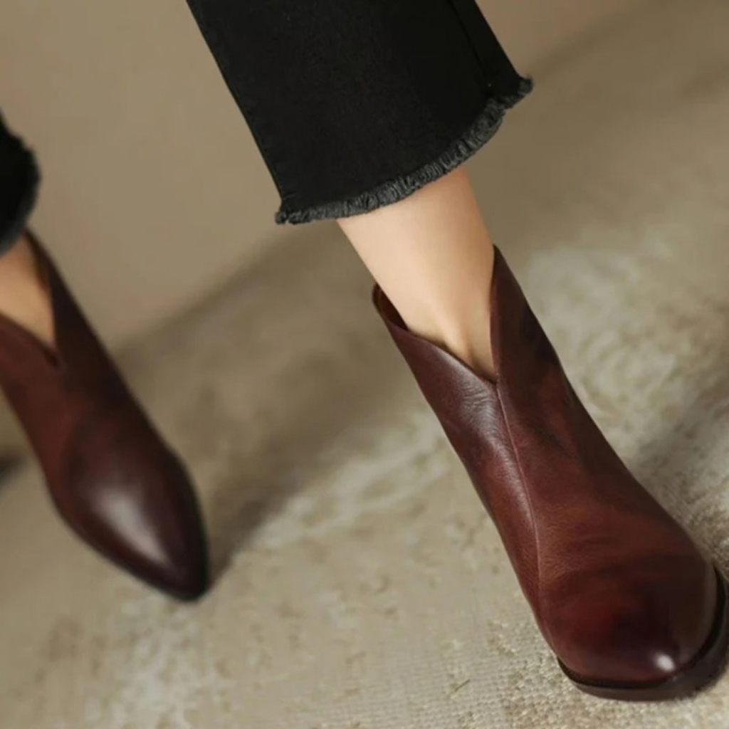 Safiya | Damen Orthopädische Stiefeletten mit Reißverschluss und spitzer Form