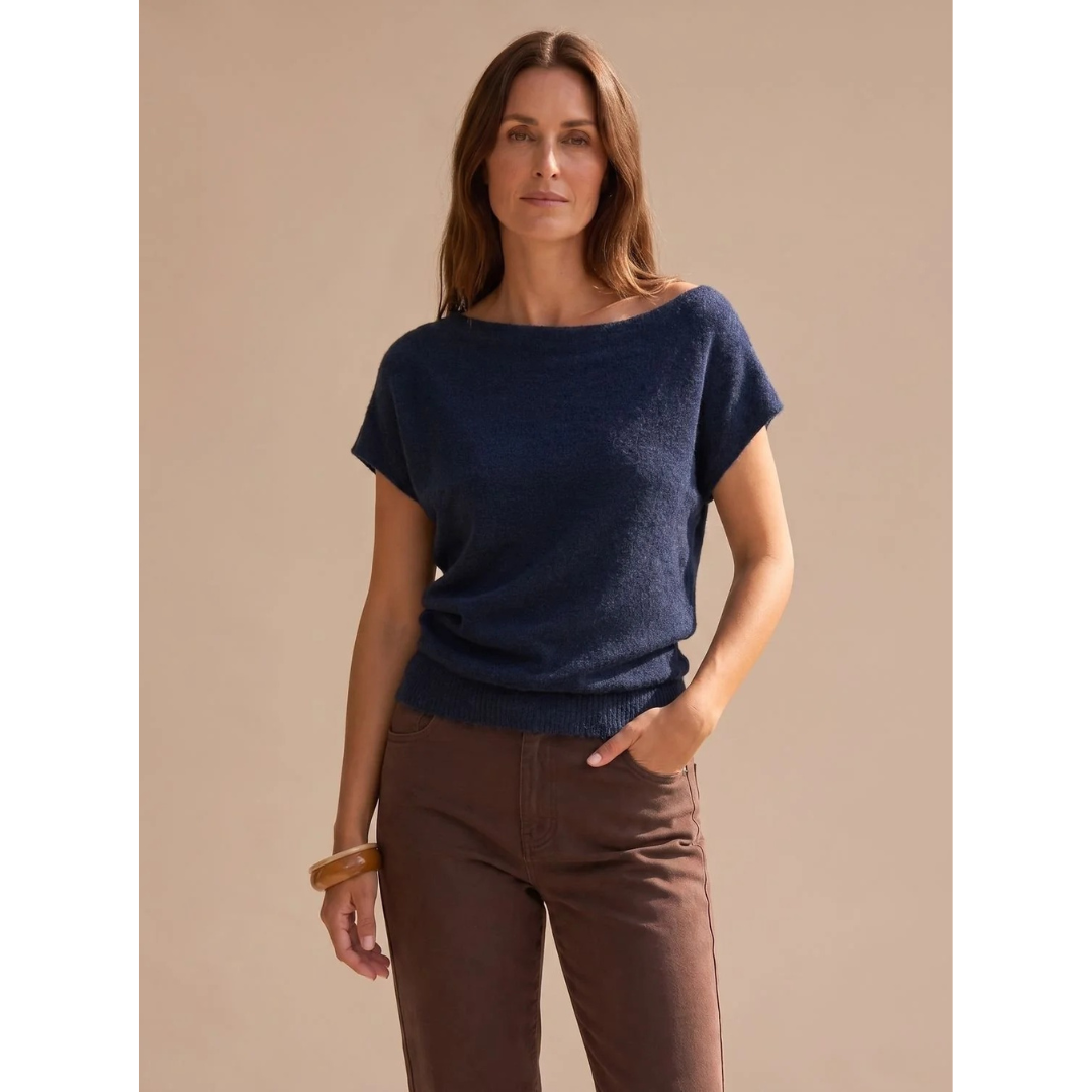Selene | Damen Pullover mit Besonderem Schnitt und Komfort