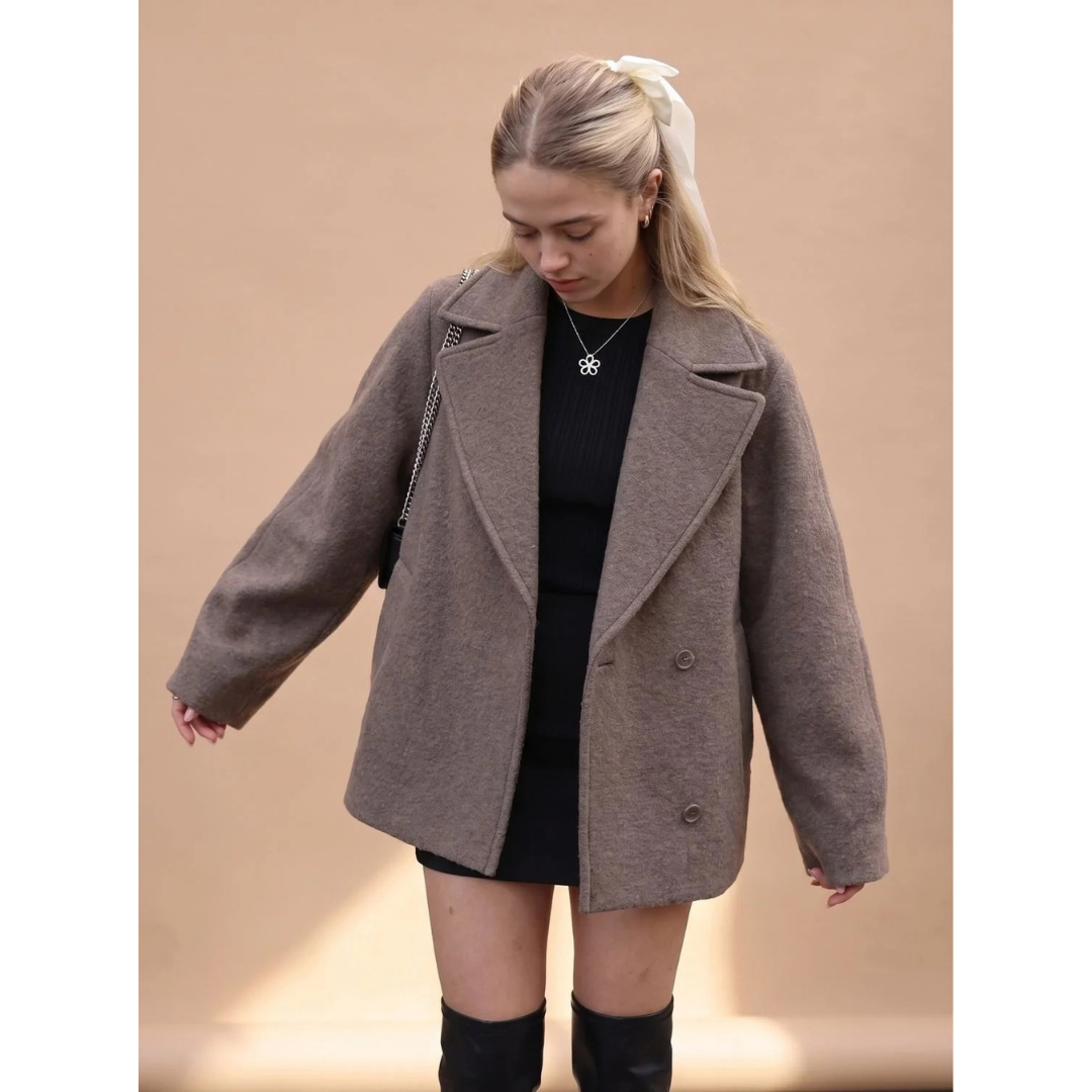 Sigrid | Damen Wollmantel in Grau mit Revers und Oversize Design