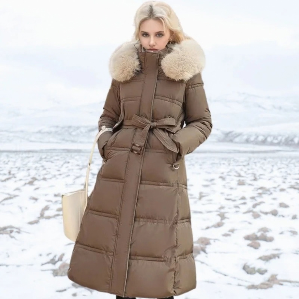 Silke | Damen Lange Winterjacke im Parka Stil mit Fell und Kapuze