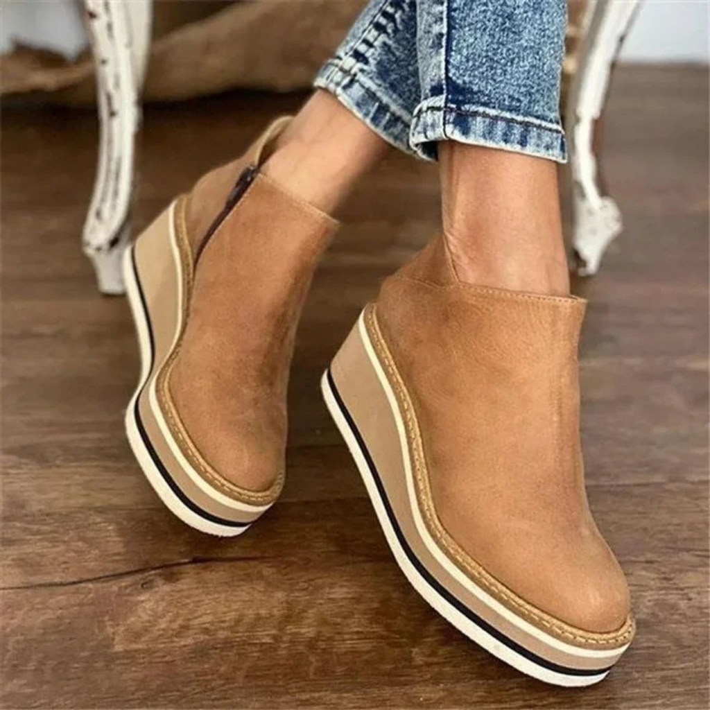 Soraya | Damen Orthopädische Stiefeletten mit Keilabsatz, Plateau und Reißverschluss