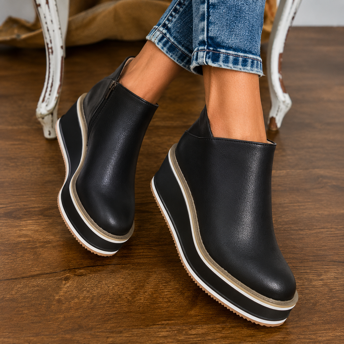 Soraya | Damen Orthopädische Stiefeletten mit Keilabsatz, Plateau und Reißverschluss