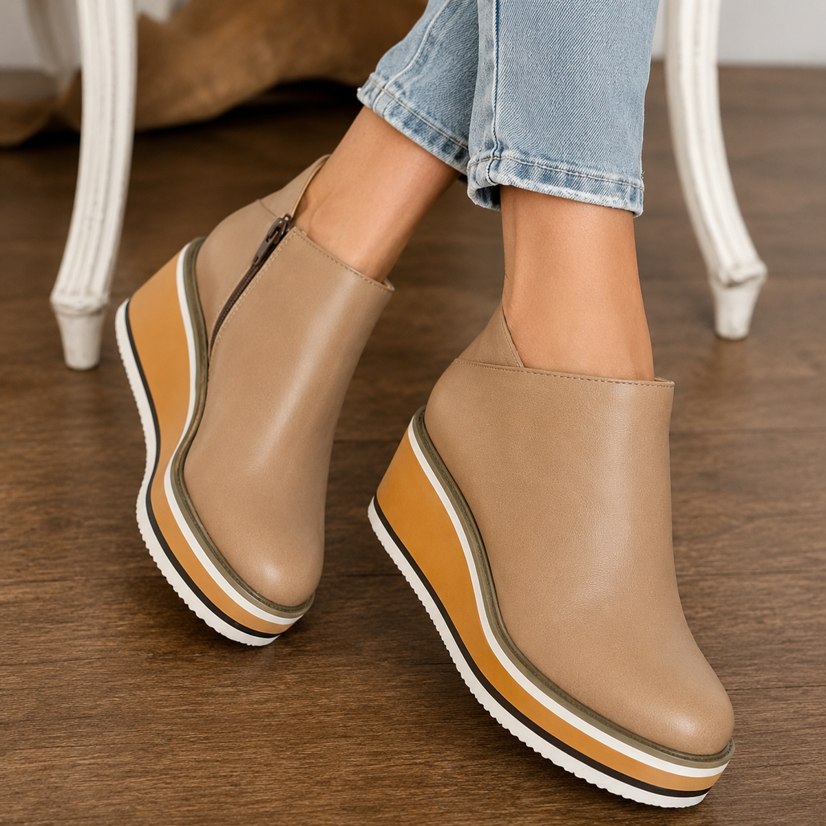 Soraya | Damen Orthopädische Stiefeletten mit Keilabsatz, Plateau und Reißverschluss