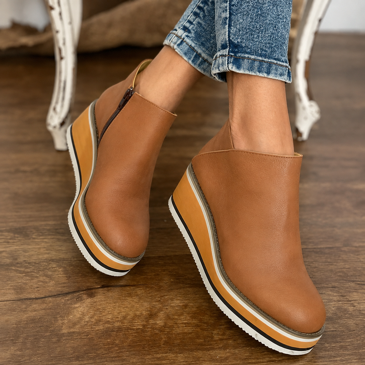 Soraya | Damen Orthopädische Stiefeletten mit Keilabsatz, Plateau und Reißverschluss