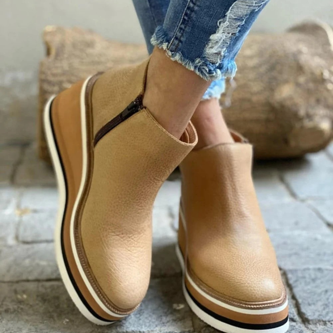 Soraya | Damen Orthopädische Stiefeletten mit Keilabsatz, Plateau und Reißverschluss