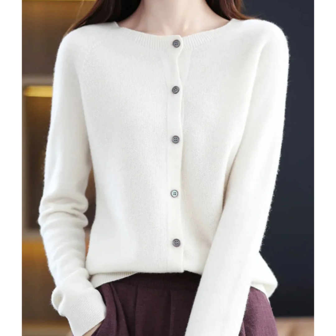 Sybille | Damen Strickjacke für Herbst und Winter