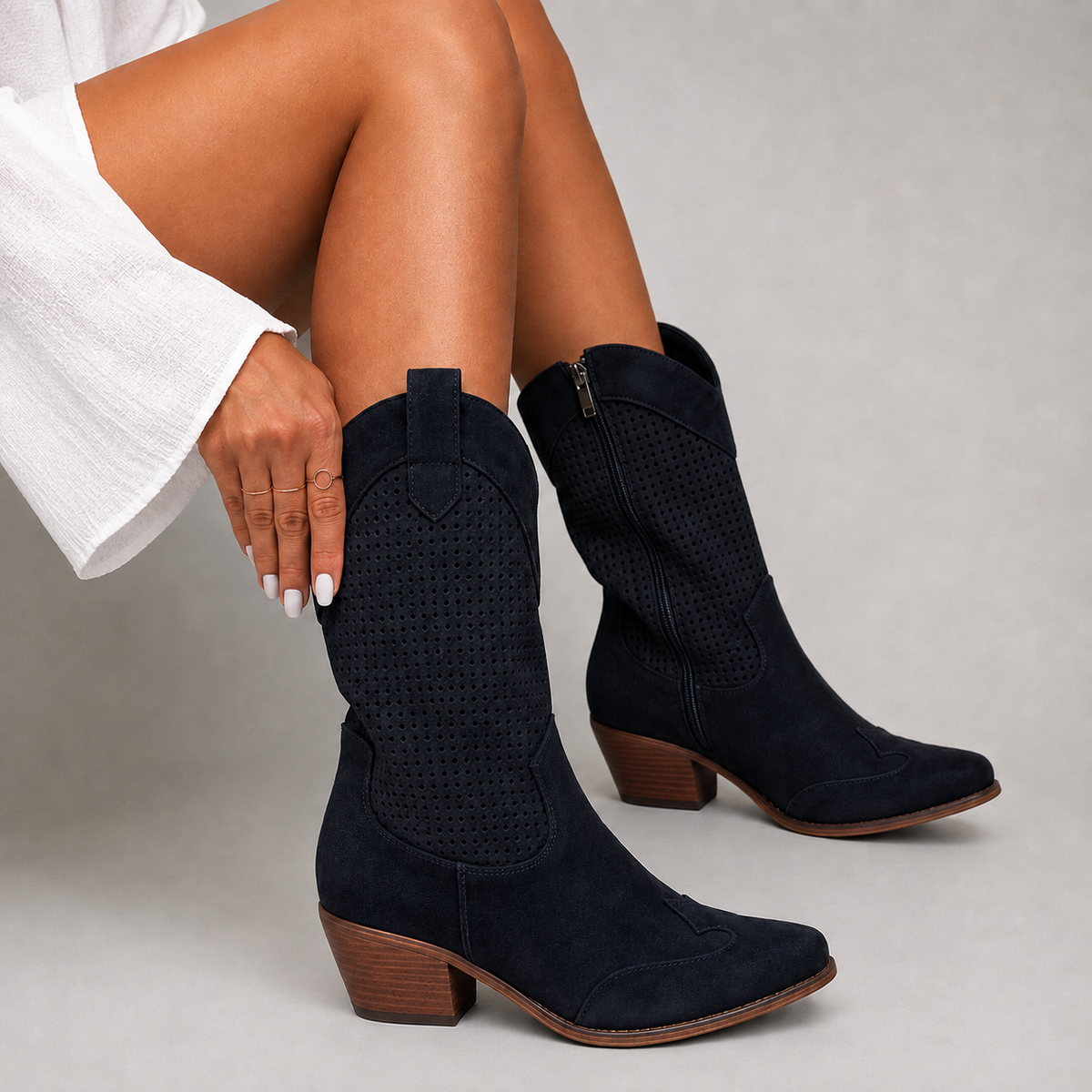 Valerie | Damen Orthopädische Stiefeletten im Western Stil mit Wildleder Optik und Absatz