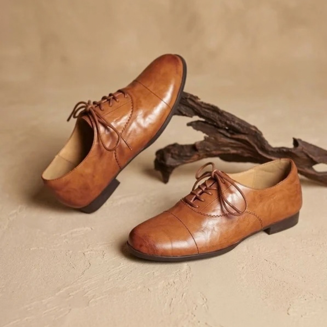 Veronika | Damen Orthopädische Schuhe mit flacher Form und Schnürschuh