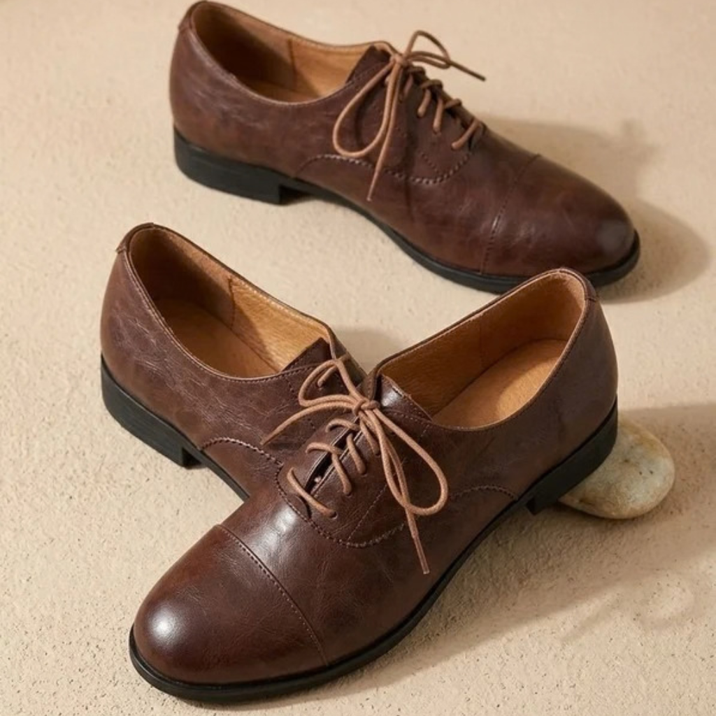 Veronika | Damen Orthopädische Schuhe mit flacher Form und Schnürschuh