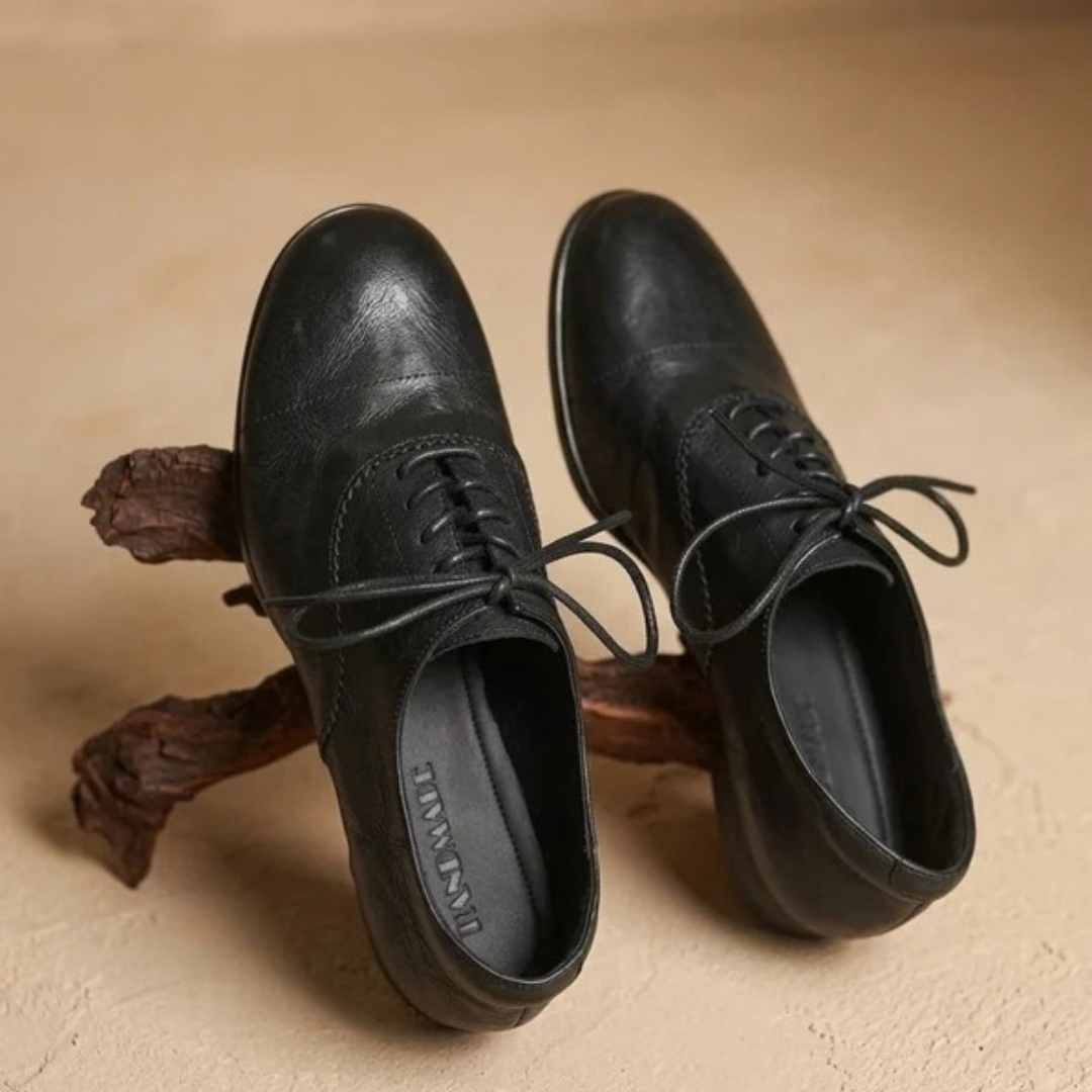 Veronika | Damen Orthopädische Schuhe mit flacher Form und Schnürschuh