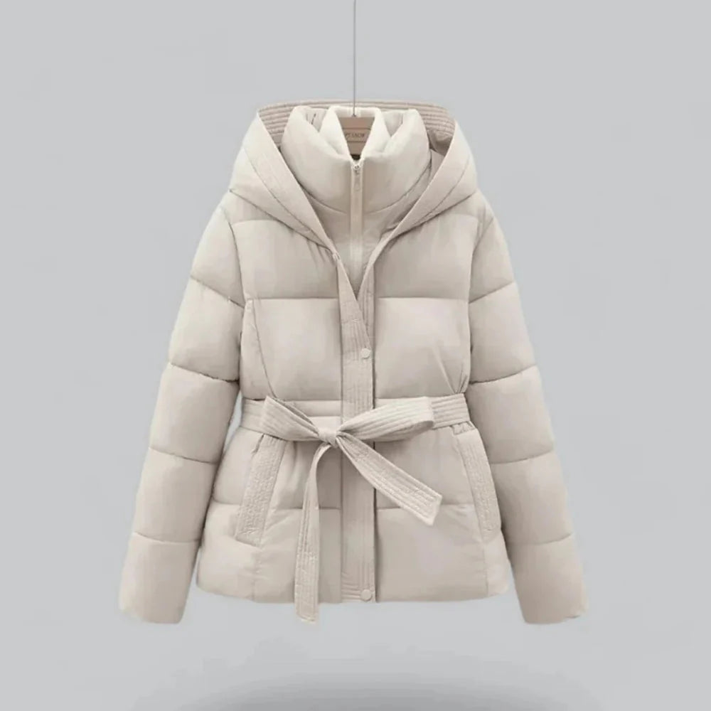 Wärmende Winterjacke mit Gürtel – Puffer Kapuzenstil für Frauen