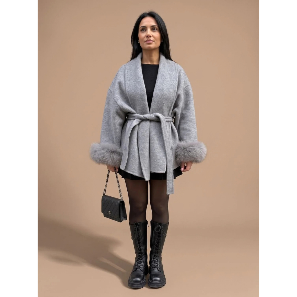 Yvonne | Damen Winterjacke mit Gürtel und Fell Design