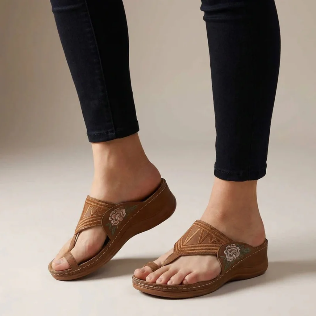 Zafira | Damen Elegante Sandalen Keil Stickerei Blumen
