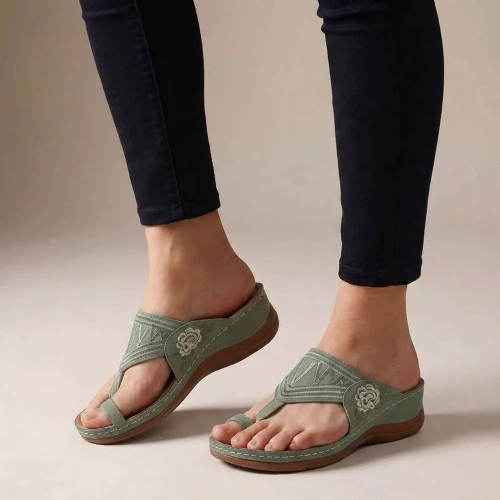 Zafira | Damen Elegante Sandalen Keil Stickerei Blumen