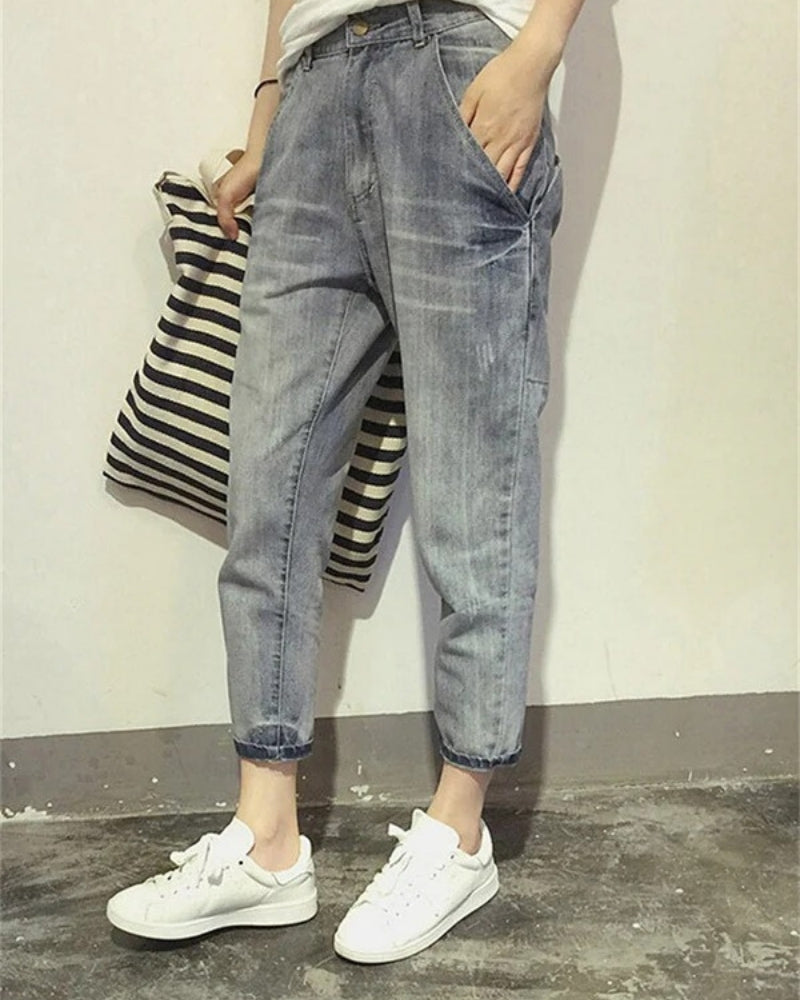 Zeitgemäße Damen Cropped Jeans in Grau | Zulaufend