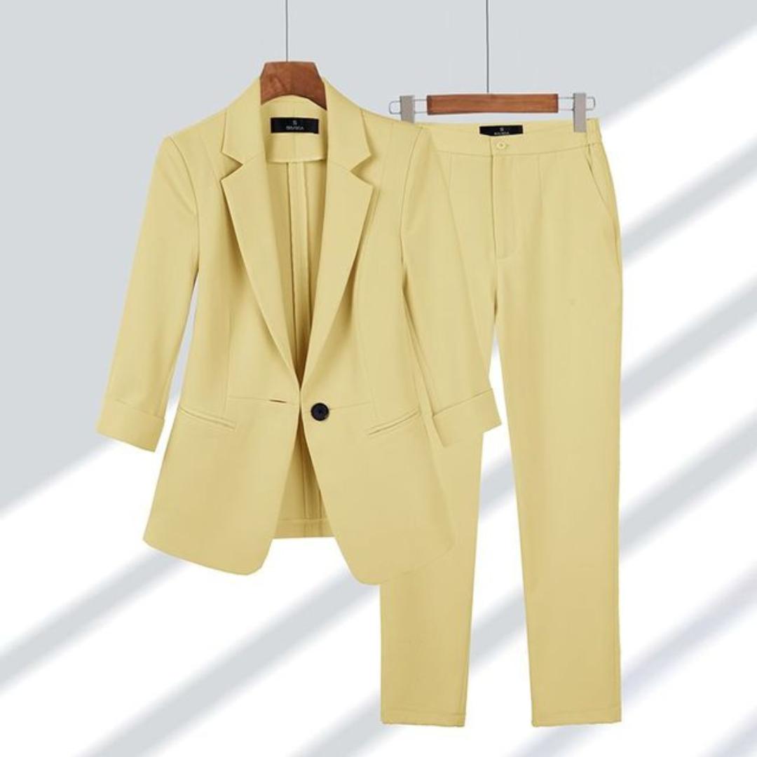 Zweiteiliges Outfit mit Ein-Knopf-Blazer – Slim-Fit-Sets für Damen